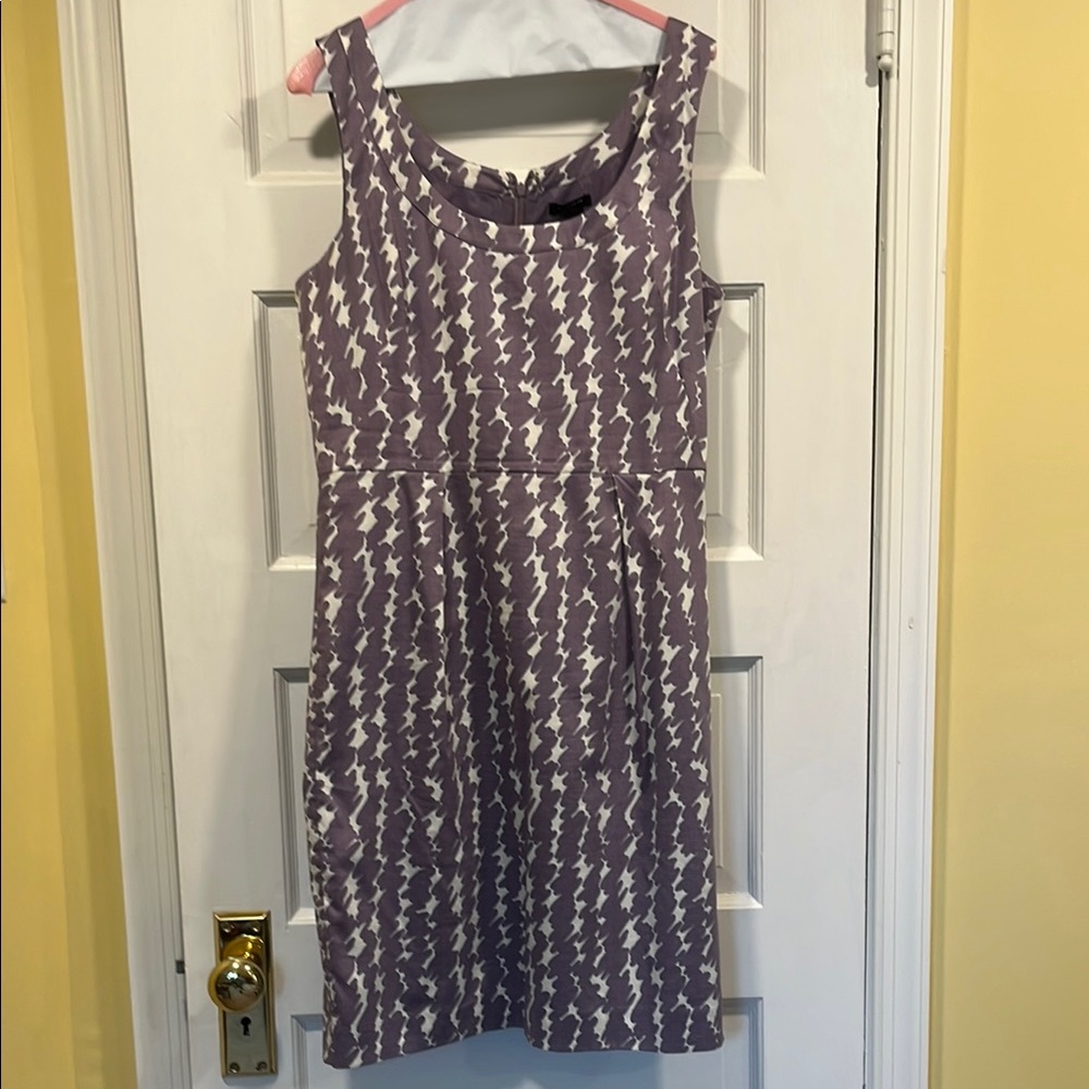 Ann Taylor Sleeveless Dress